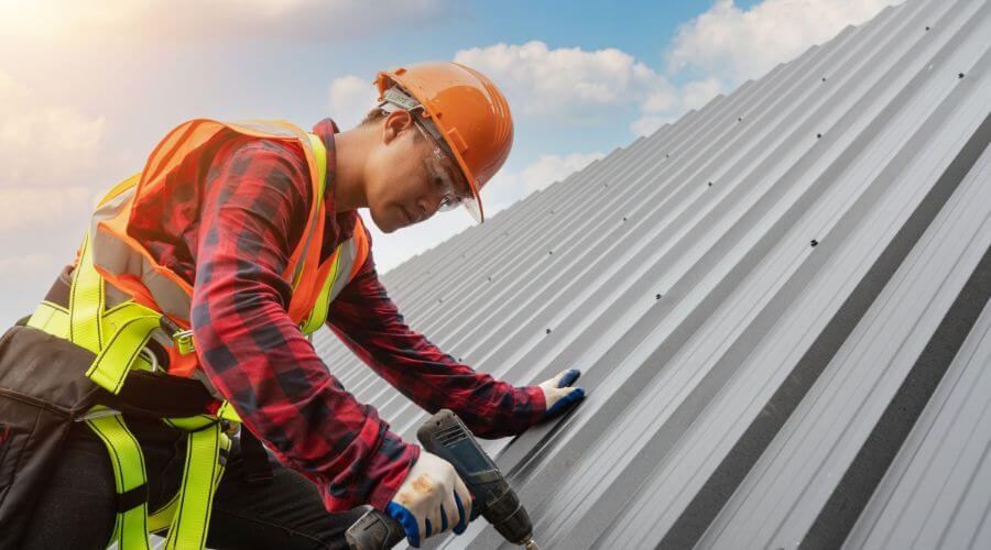 GAF certified roofer in Madison Heights, MI